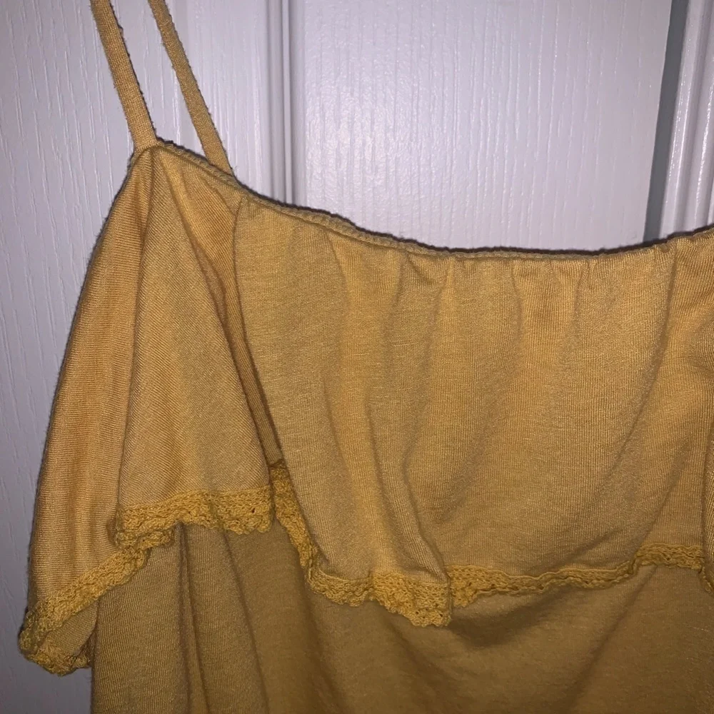 Yellow Tank - Picture 3 of 5